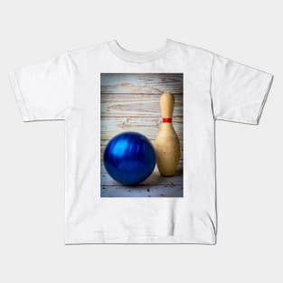 Old Bowling Ball And Pin Kids T-Shirt